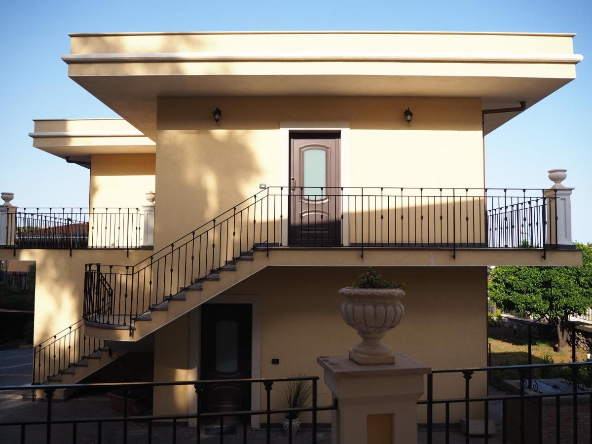 Viaggio In Sicilia B&B Gravina di Catania Bagian luar foto